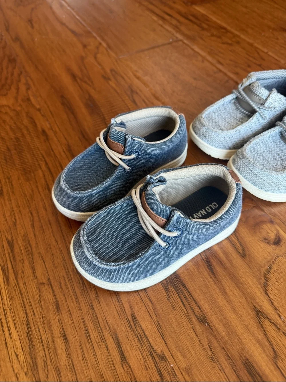 Old Navy Kids Canvas Boat Shoes duo - Blue and Light Gray toddler boy size 7